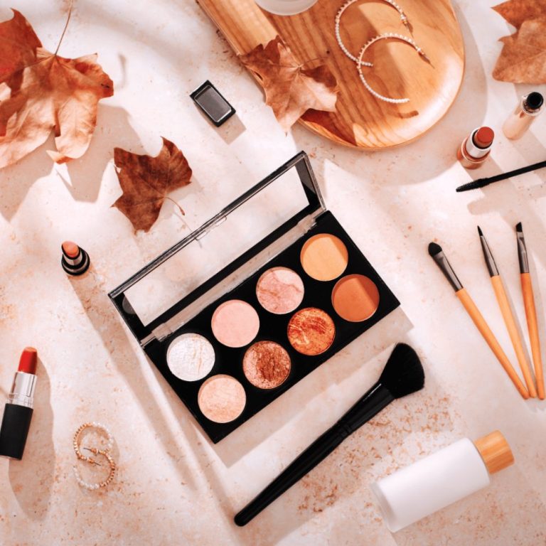 Комплект от гримове