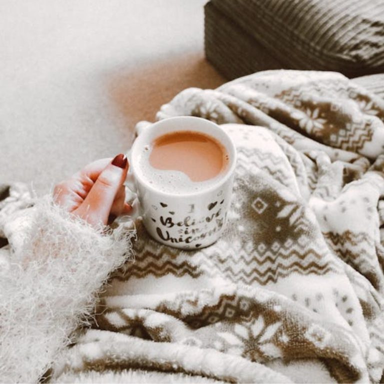 Студени крака, топло сърце